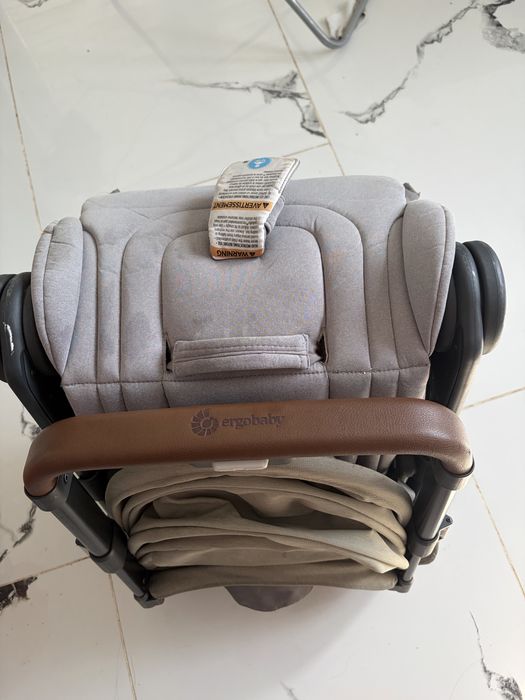 Carucior copii Ergobaby