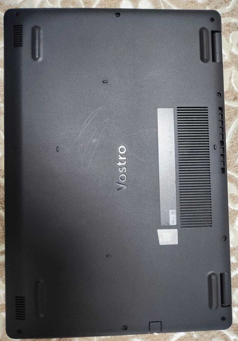 Продам Б/У Ноутбук DELL Vostro 3500