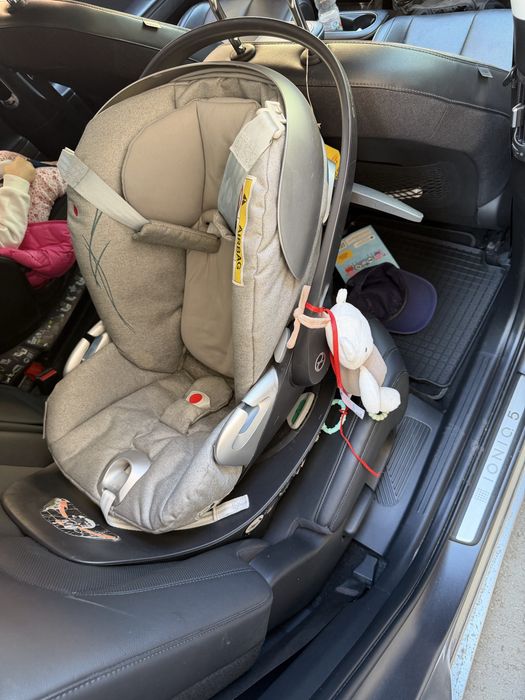 Стол за кола Cybex cloud Z  koi + база 360
