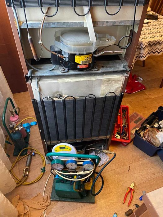 Ремонт Холодильников ,Заправка Фреона Морозильников