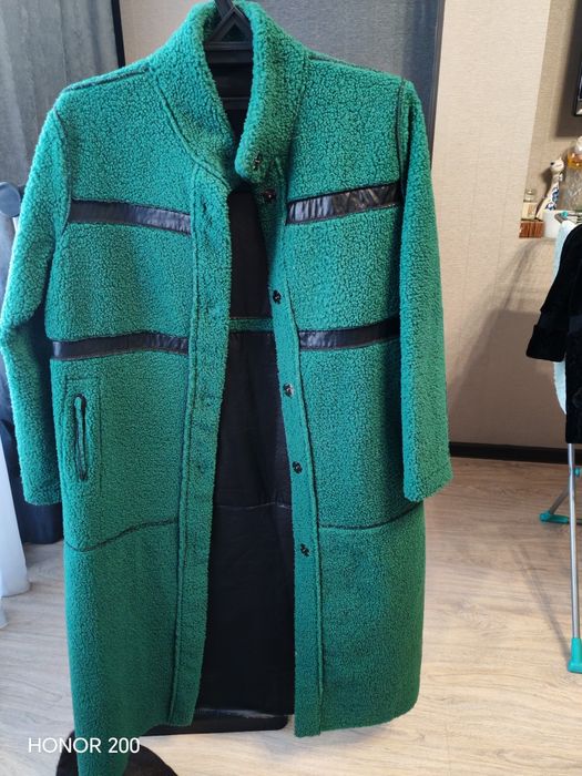 Продам двухсторонний плащ пальто