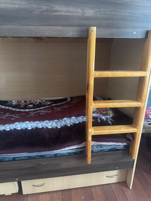 Кровать двухъярусная, 20000 тг.