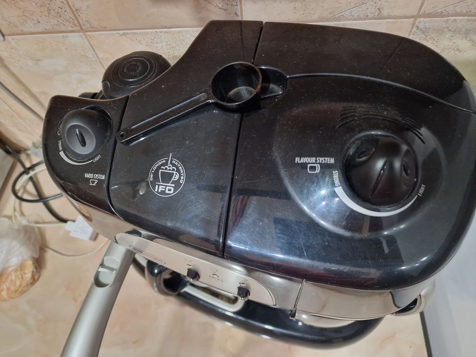 Aparat de cafea DeLonghi
