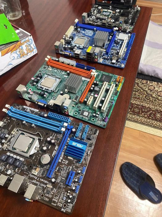 4 материнских плат + процессоры лотом
