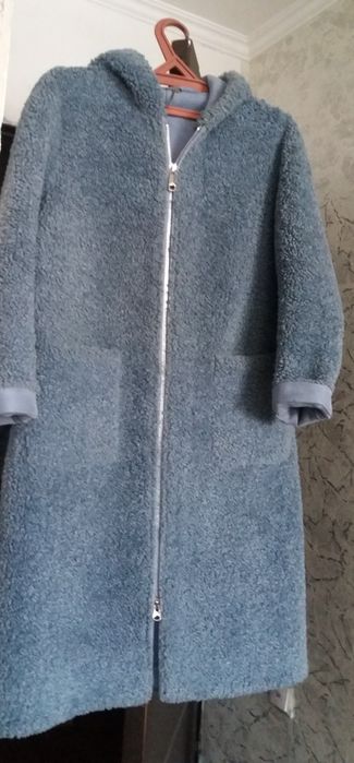 продаем шубку теплую