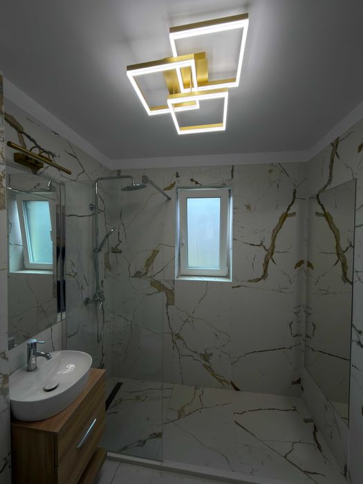 Apartament premium cu 2 camere decomandate, parcare și boxă incluse – zonă centrală, Suceava (str. Nicolae Titulescu)