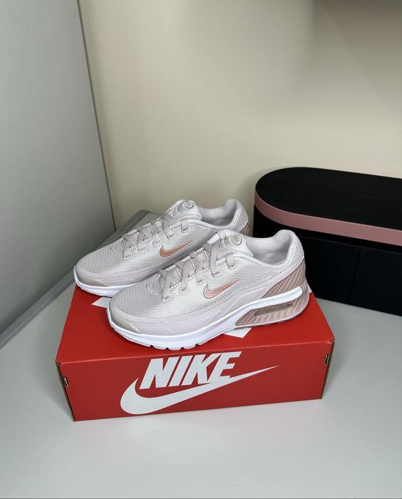 Оригинал Nike женские кроссовки