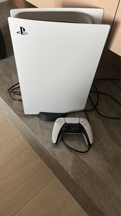 Продам Playstation 5