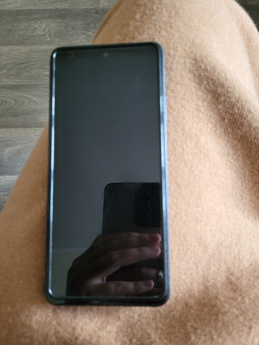 Продам телефон  Realme