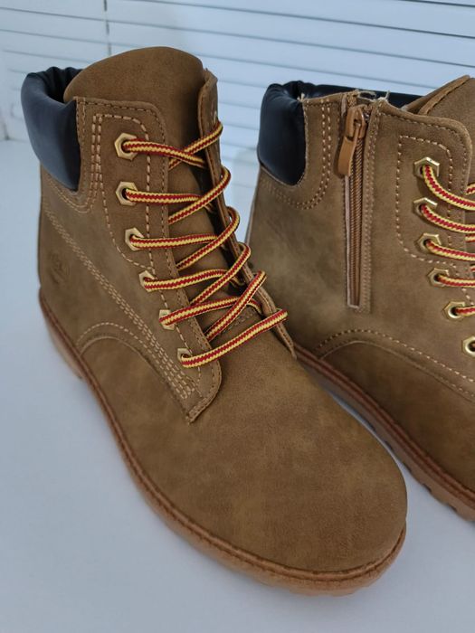 Ботинки женские демисезонные