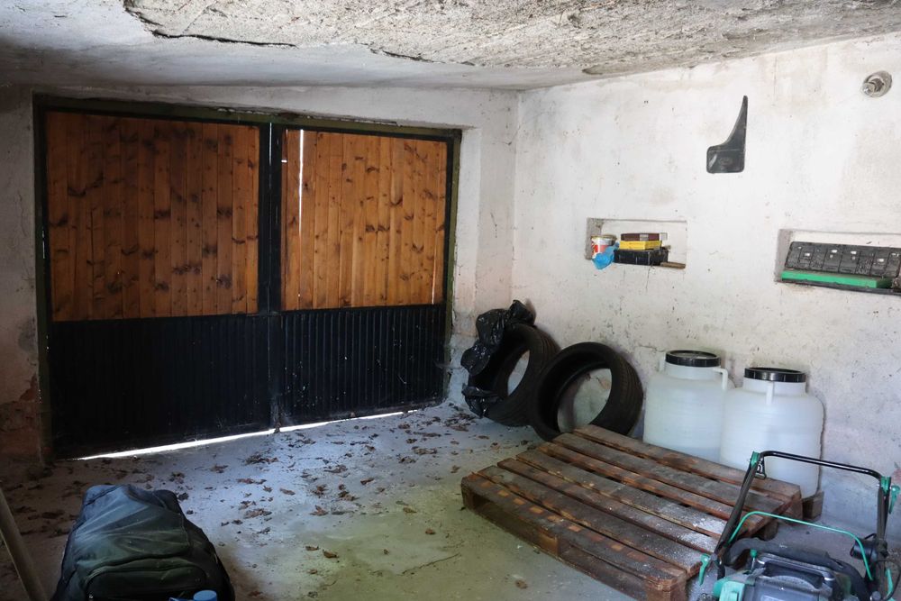 Продава се Къща в Правец - 200 кв.м за 800 €/кв.м - Снимка #20