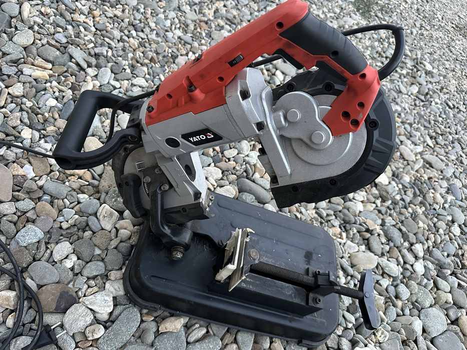YATO YT-82185, fierăstrău cu bandă pentru metal