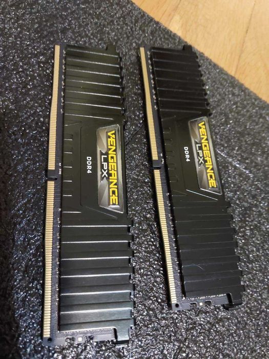 16GB DDR4 3600Mhz CL18 - Corsair Vengance LPX