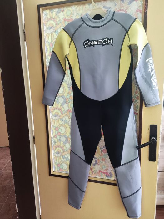 Костюм за плуване