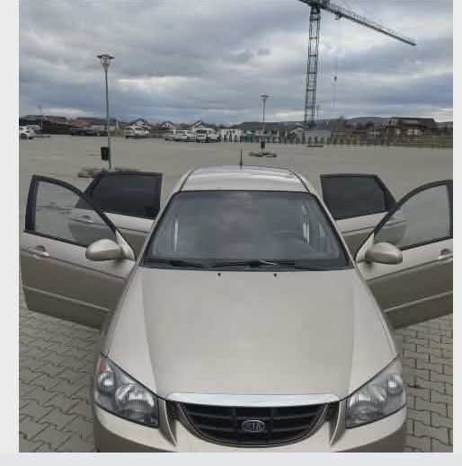 Vand urgent Kia cerato