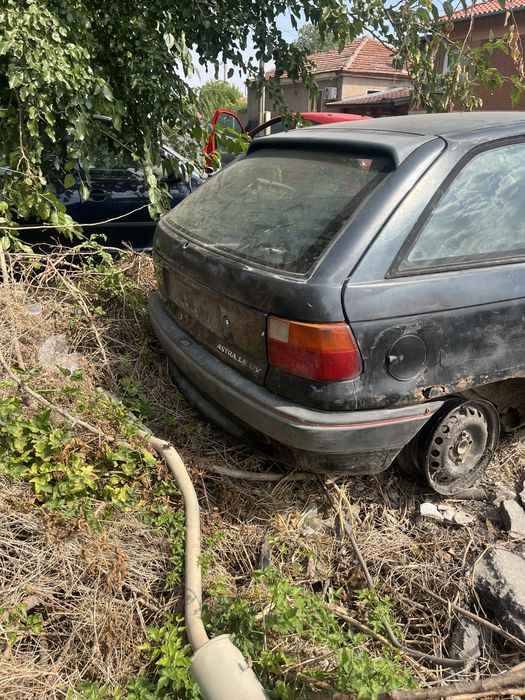 Opel Astra F На части