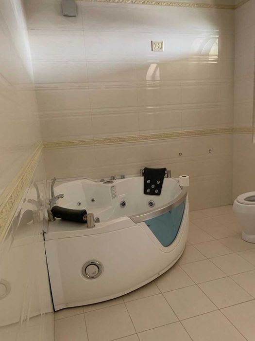 Продается напротив САМПИ Юнусабадский район 3-уровный евродом 6 соток