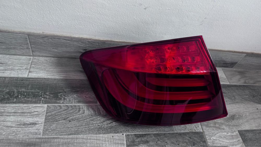 Stop Stanga-Dreapta Bmw serie 5 F10 non facelift