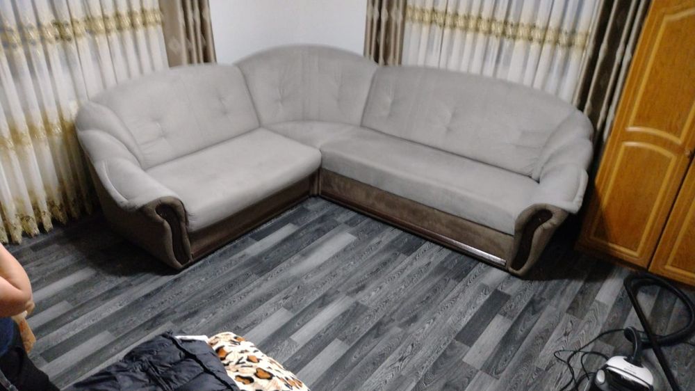 Vand coltal extensibil