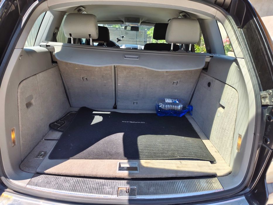 Vând Vw Touareg V6 3.0TDI