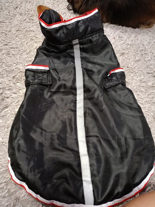 Намордник от естествена кожа с шипове