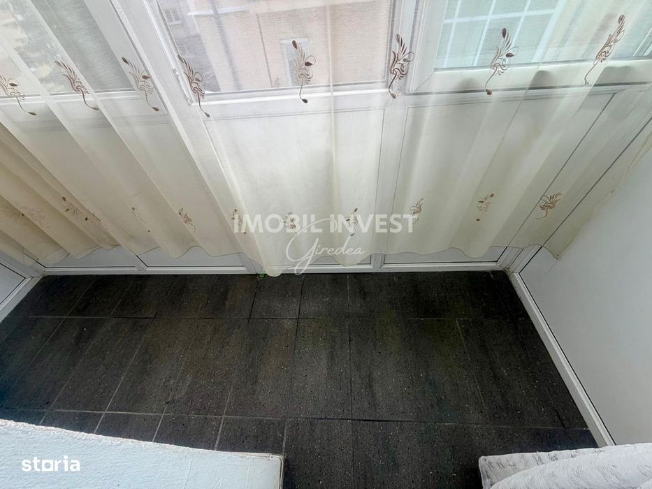 Apartament 3 camere cu scara interioara, 81 mp, etaj 2, boxa, parcare