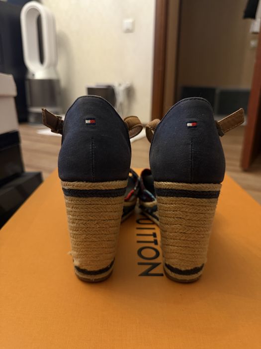 Босоножки Tommy Hilfiger, 39–40