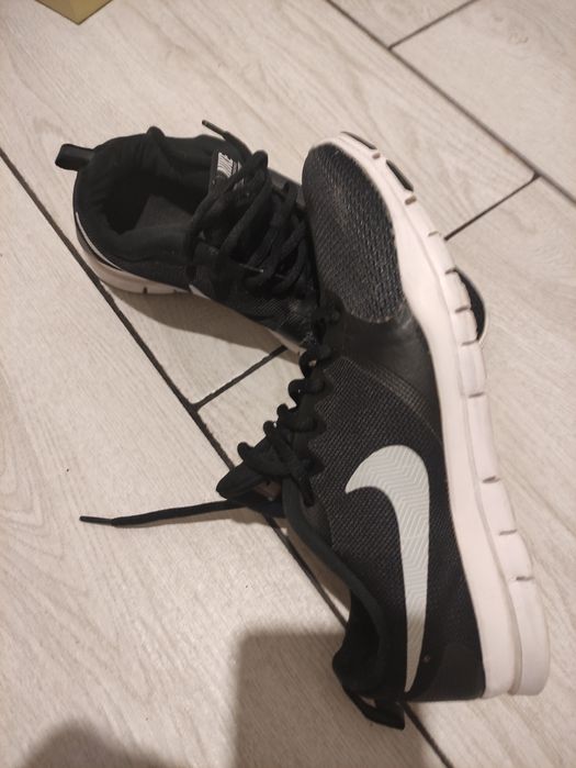 Adidași Nike, 2 perechi M39