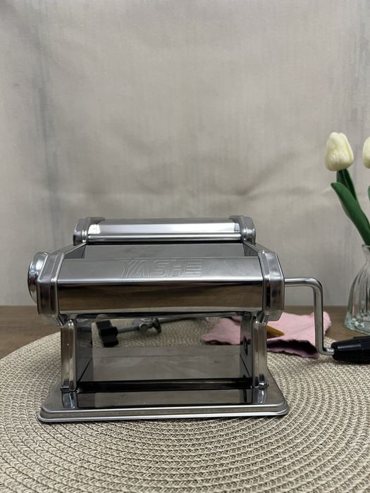 Ръчна машина за прясна паста YASHE QF-150