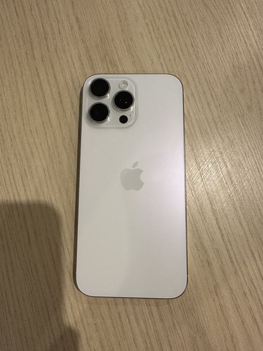 iPhone 16 Pro Max 1 Tb белый