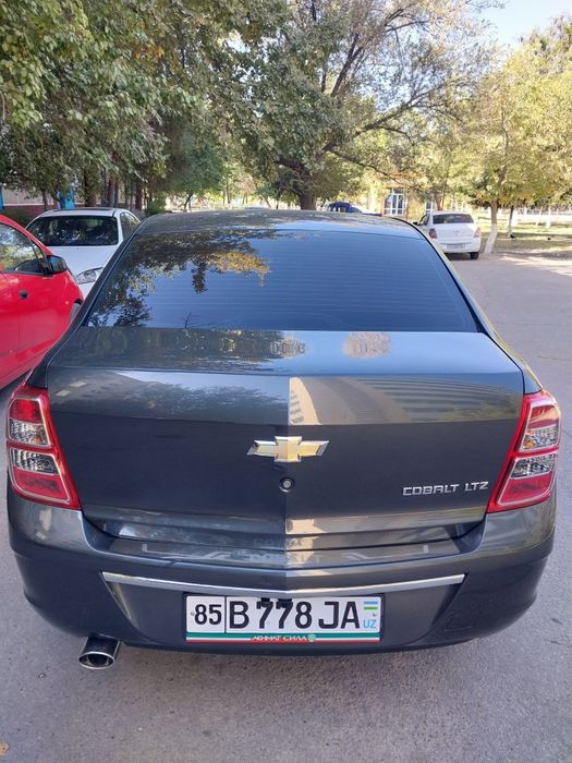 Срочно продам состояния идеальное .мягкие баллоны.