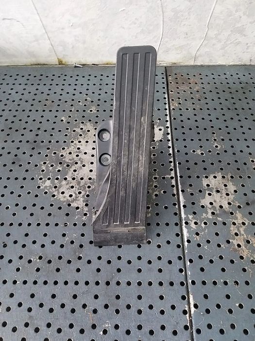 Pedala acceleratie 2.2 cdi mercedes c class w205 a2053000004