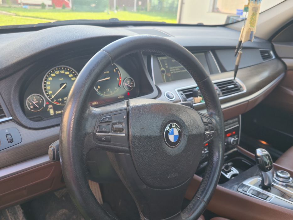 Bmw 530d GT 2011