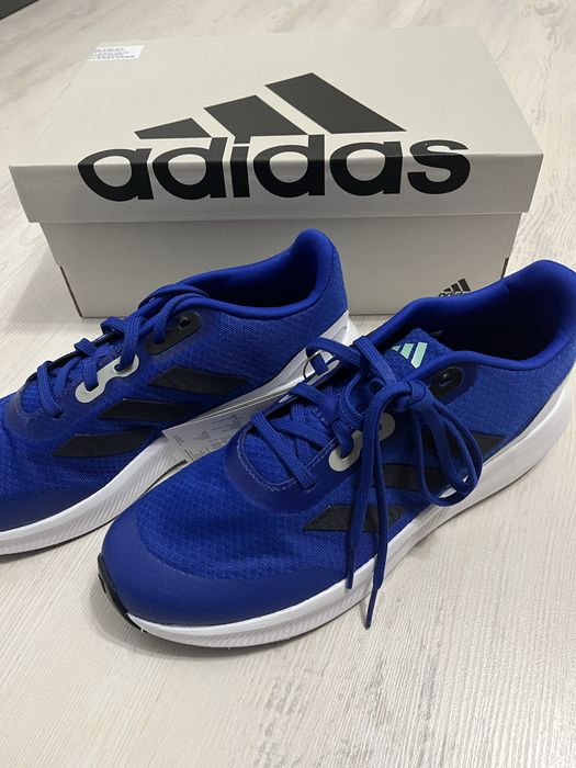 Маратонки Adidas