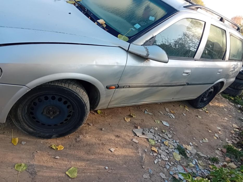 Опел вектра на части.2.0тд/opel vektra 2.0 TD na chasti