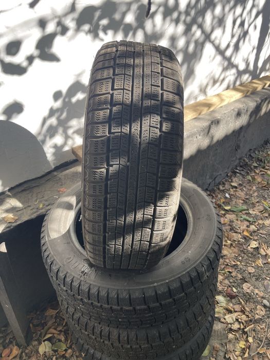 Продам покрышки зимний
