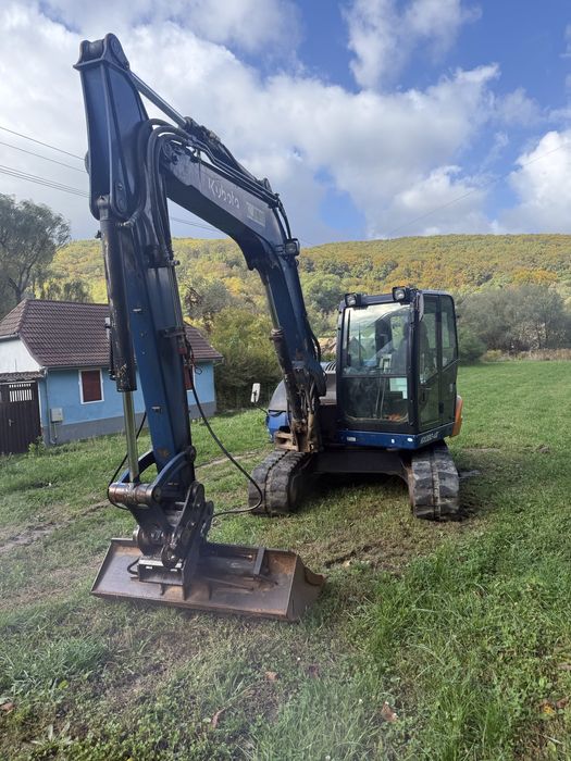 Excavator pe senile Kubota KX080