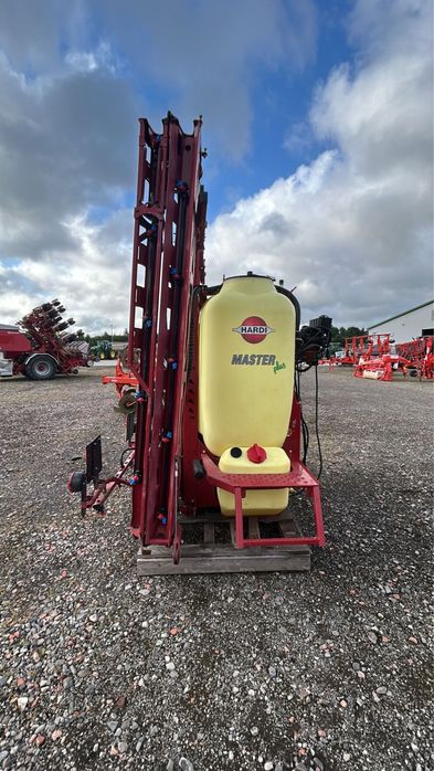 Hardi Master Plus 1200.  Met. Masina de erbicidat