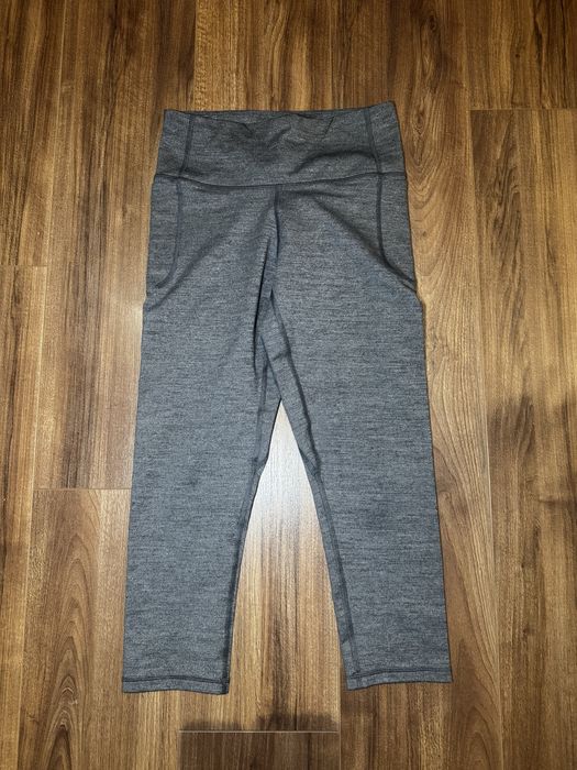 клин UNDER ARMOUR Women's UA Meridian Heather Crop LEGGINGS GRAY 1356379-001