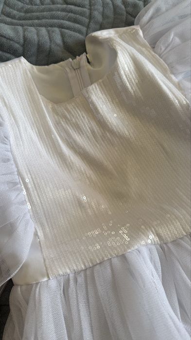 Продам белоснежное платье