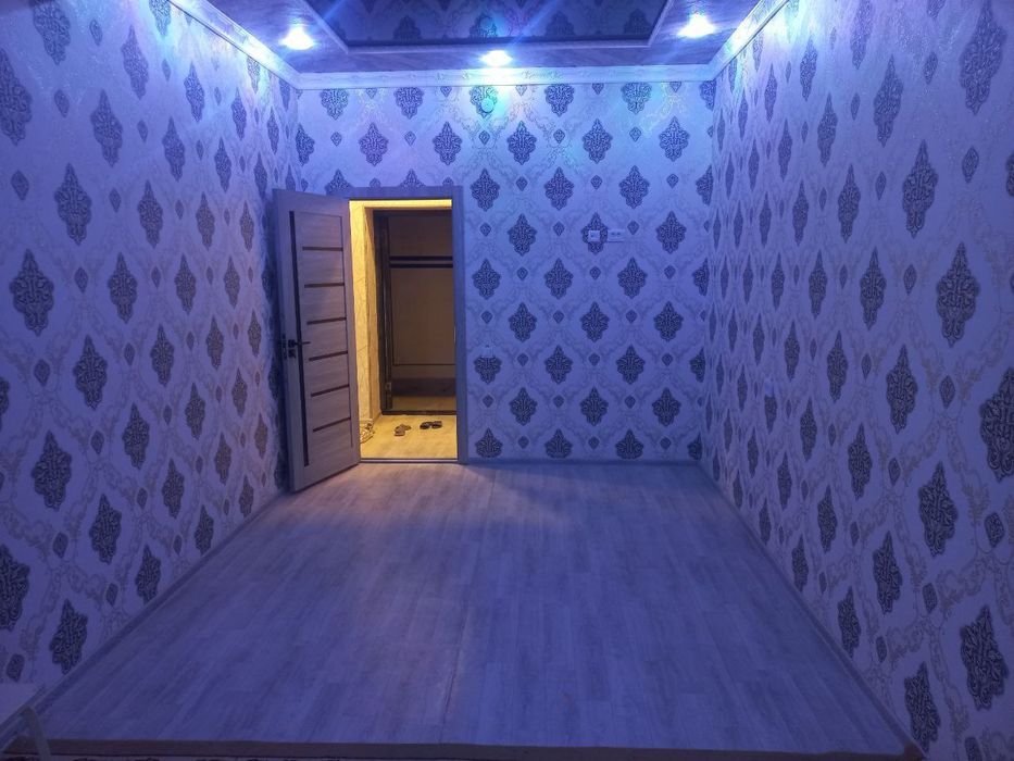 Navoiy shahrida 1 xona uyimiz sotiladi boshqa uylar xam borsotiladigan