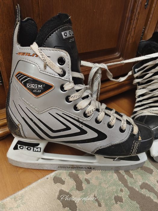 Продам коньки мужкие
