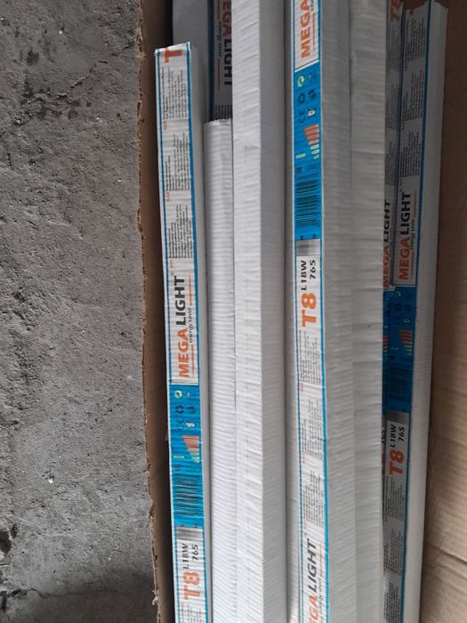 Лампы длинные новые.