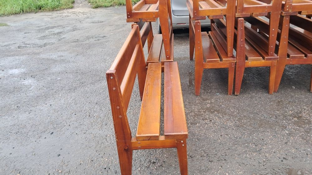 Продам столы стулья лавачки