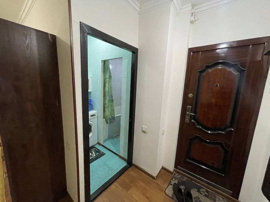 Чиланзар 26 квартал 1/5/5 Кирпичный дом, балкон 2*6,площадь 42 кв.м