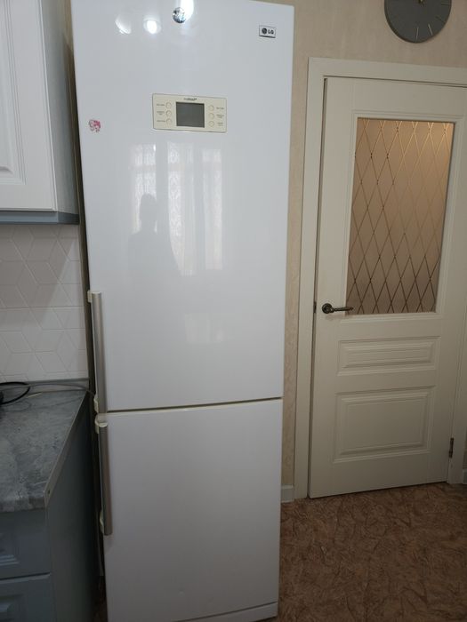 Продам холодильник