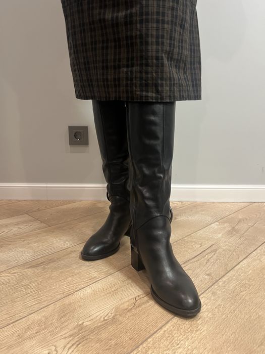 Продам осенние сапоги