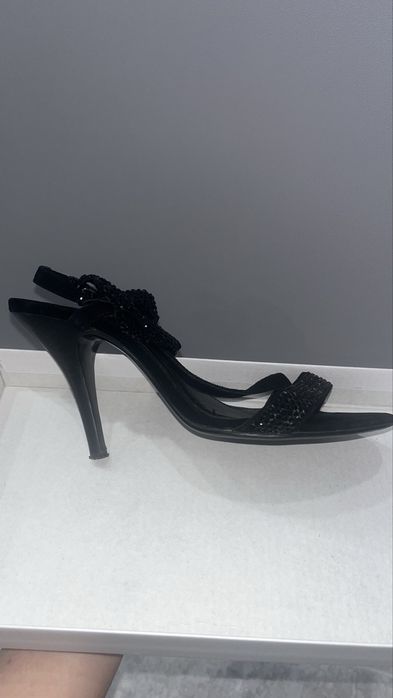 Босаножки черная замша