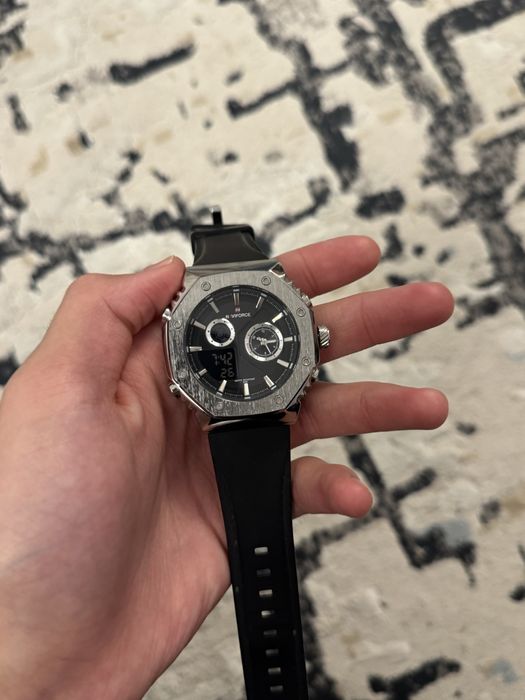 Мужские часы NAVIFORCE