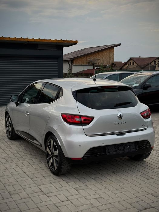 Renault Clio Luxe 0.9